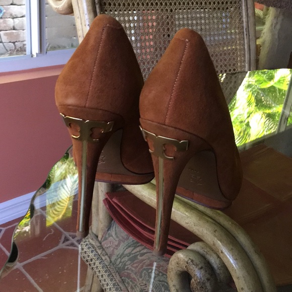 Tory Burch pumps - Picture 2 of 3